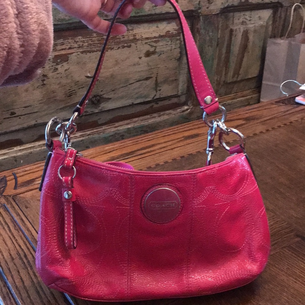 Patent Leather Pink Coach Convertible Bag - Picture 5 of 9